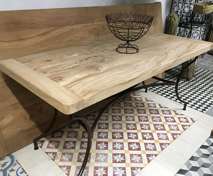 Table en bois